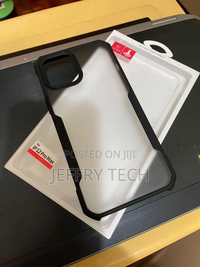 XUNDD iPhone 12 Pro Max Matte Case