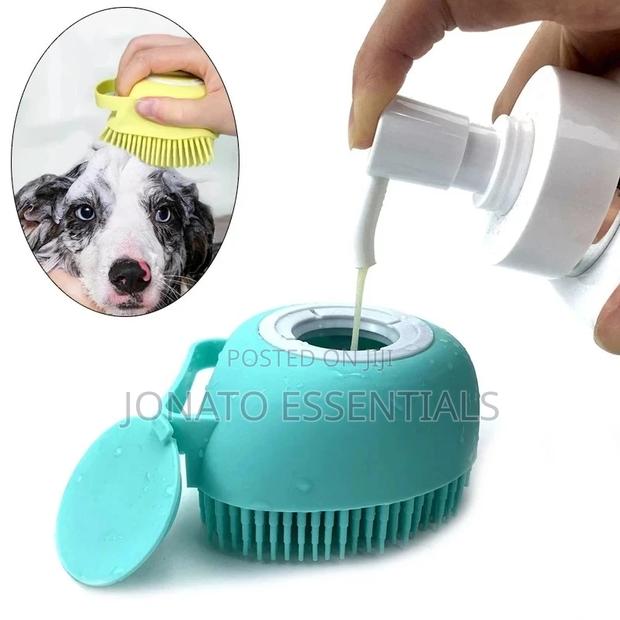 Silicone Pet Brush, Dog/Cat Bathing Brush - main view