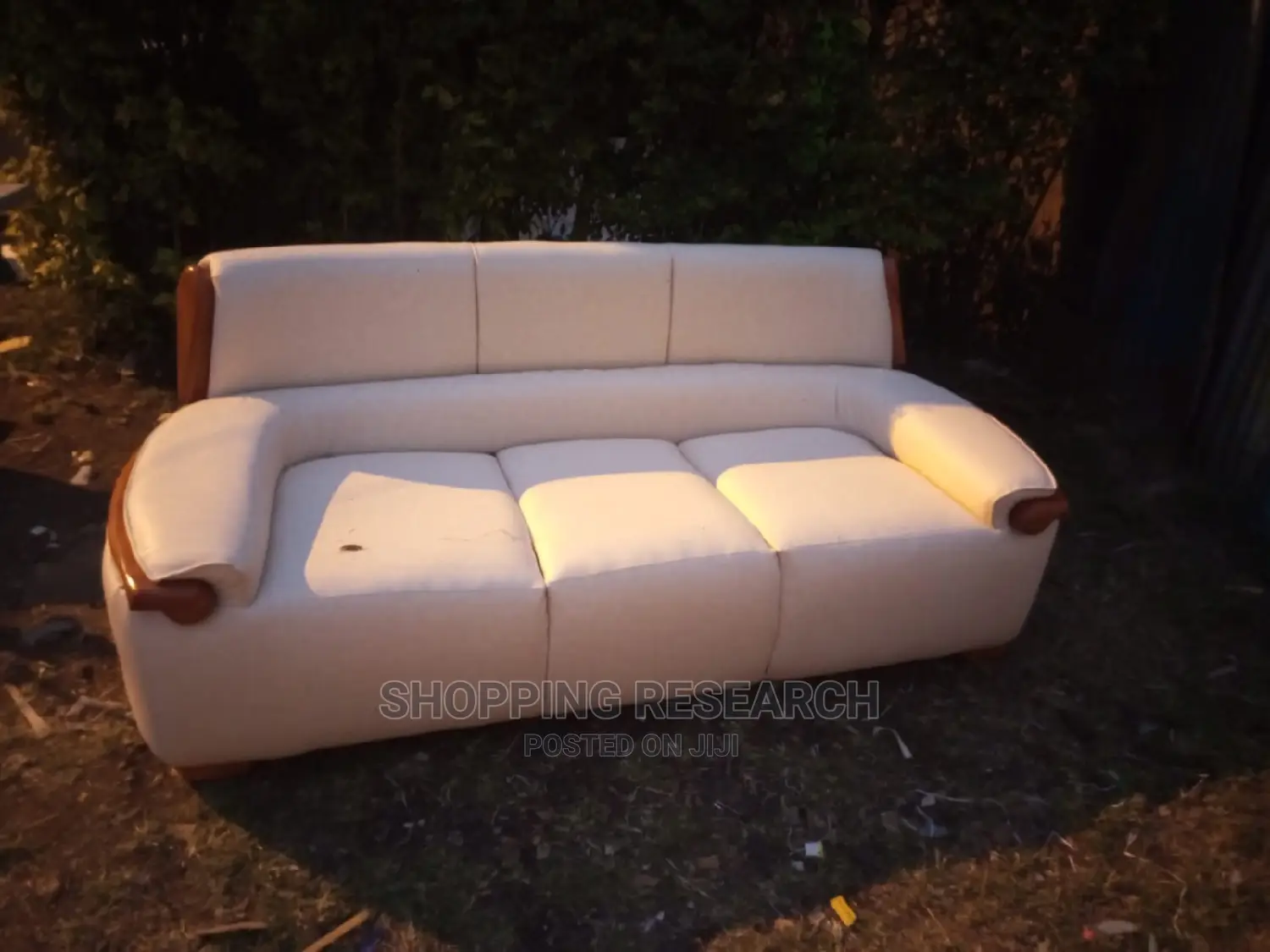 Leather Sofa-Set Heavy-Density, High-Profile Sofas