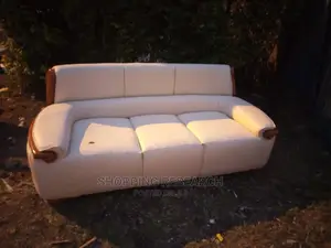 Leather Sofa-Set Heavy-Density, High-Profile Sofas