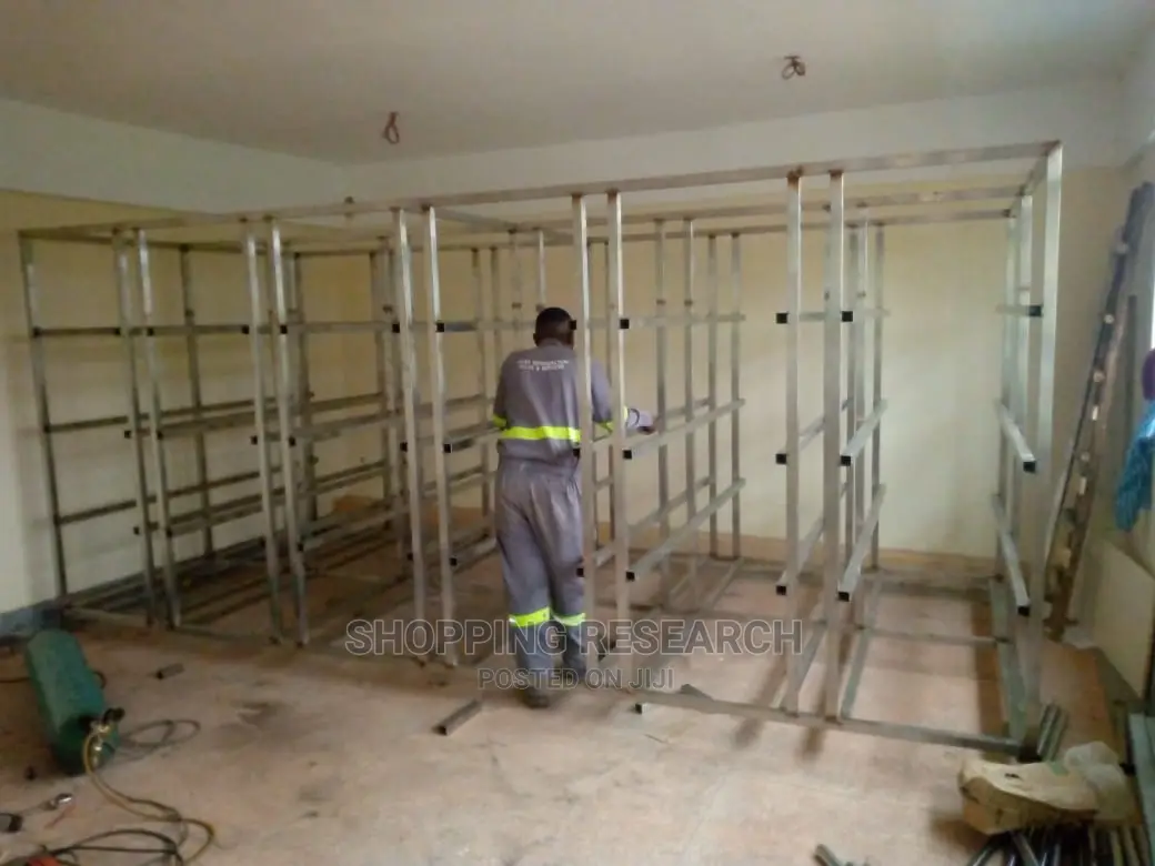 Mortuary Coldroom With Stainless Steel Rack Trolley Rollers