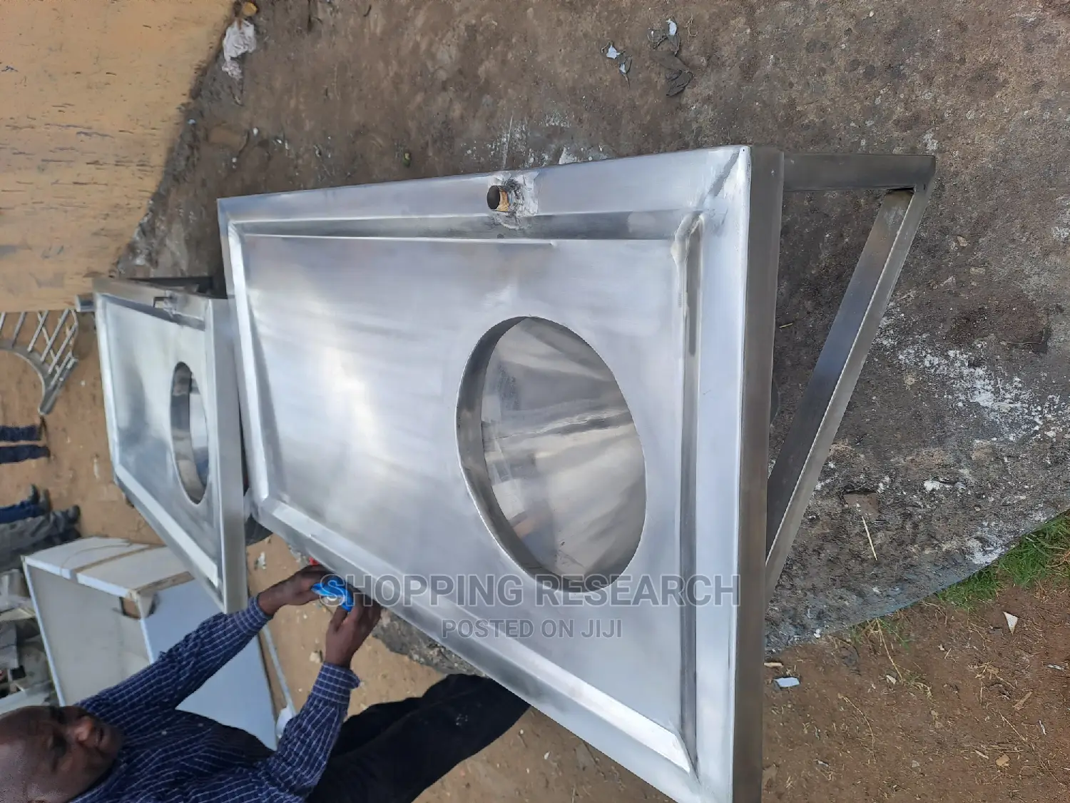 Stainless Steel Sluice Sink/Slop Hopper Sink For Medical Use Purpose