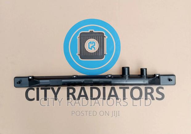Honda Civic Radiator Covers (Tanks) Replacement. - thumbnail 2