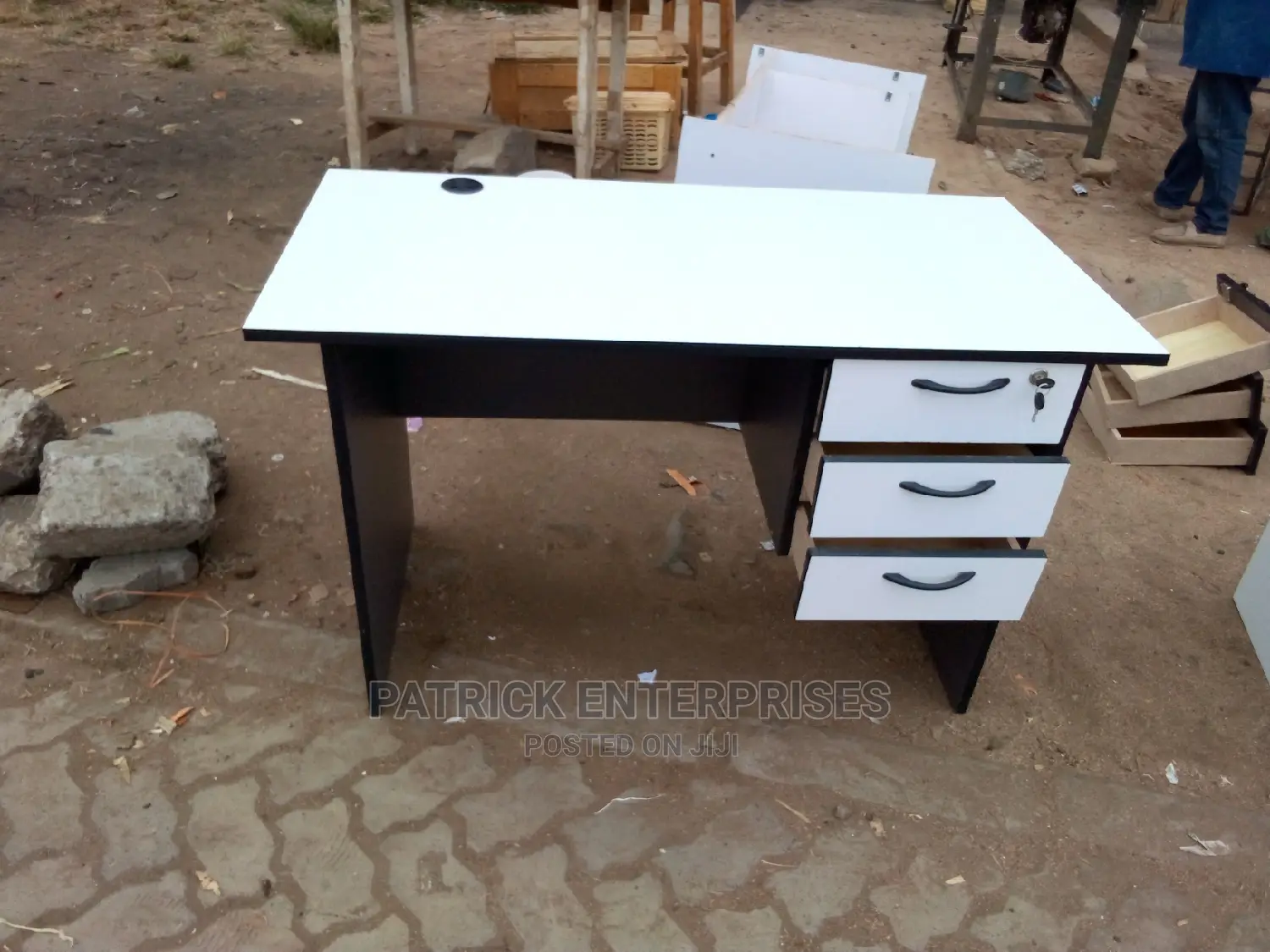 1.2 Mtrs Office Desk
