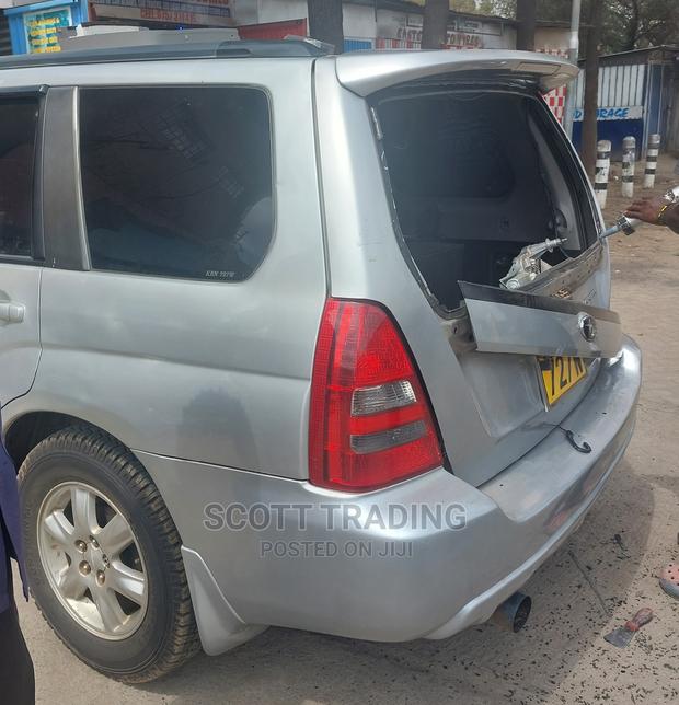 Subaru Forester Sg5 2004 Rear Windscreen