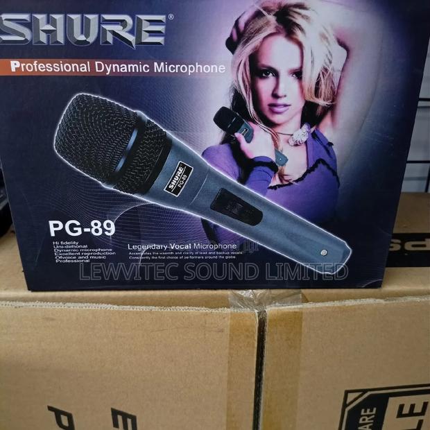 Shure Professional Dynamic Microphone