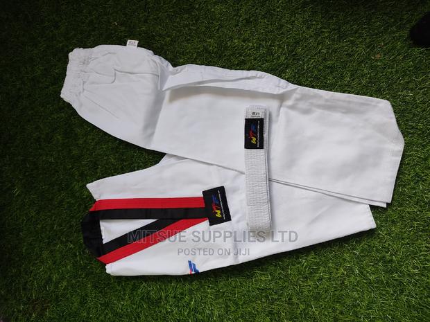 Professional Taekwondo Uniform Set - thumbnail 8