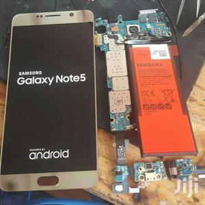 Laptops And Smartphone Screens Replacements
