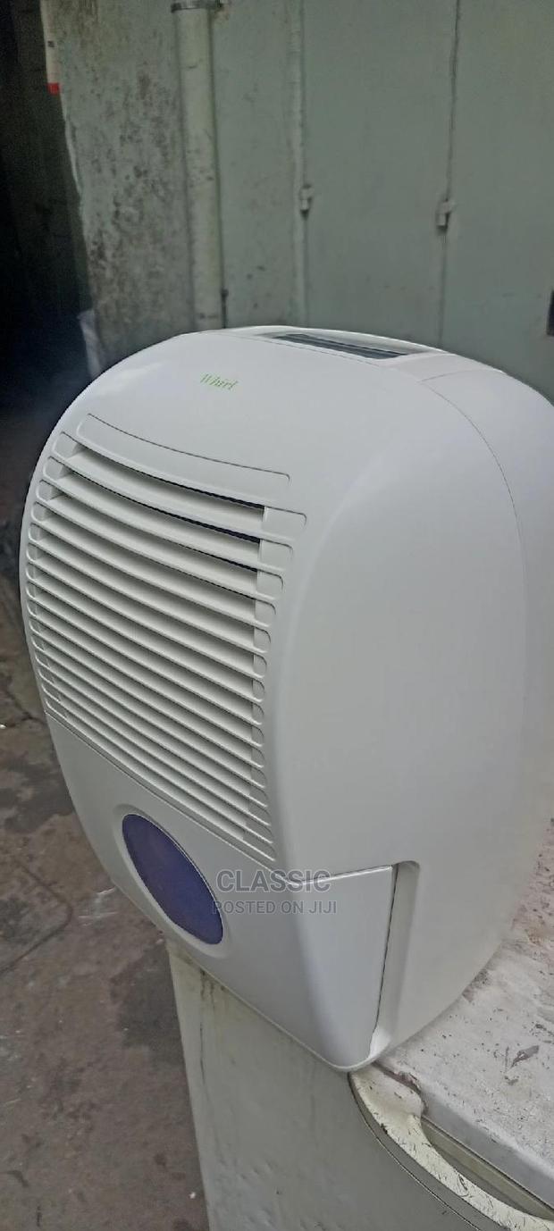 Ex Uk Dehumidifiers- Whirlpool 20ltrs - main view