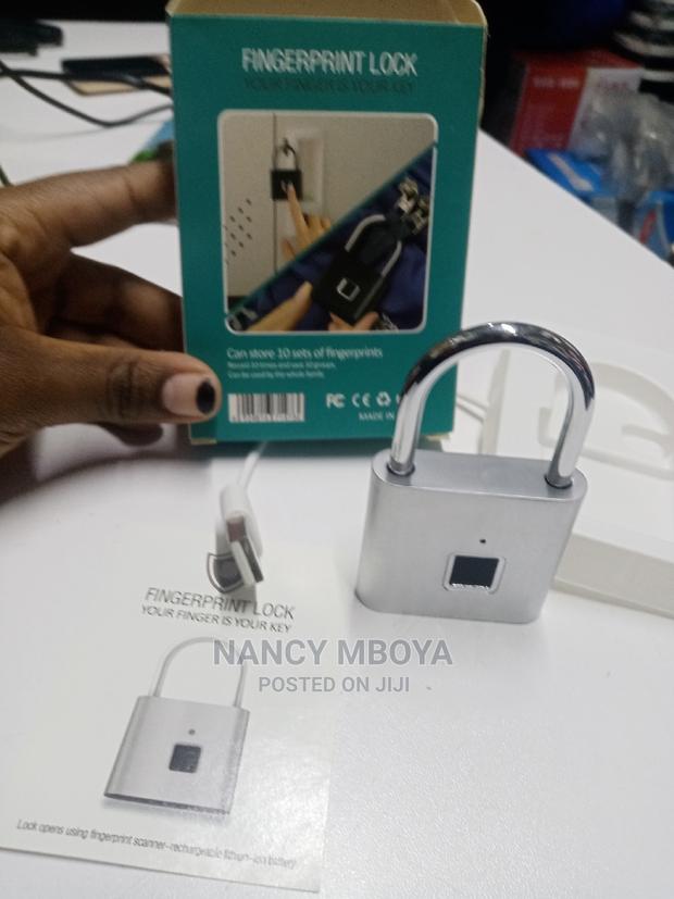Finger Print Padlock - thumbnail 2