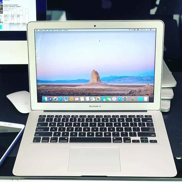 Laptop Apple MacBook Air 8GB Intel Core i5 SSD 256GB - main view