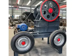 Tire Mobile Small Jaw Crusher for Sale