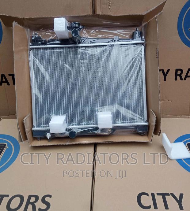 Toyota Vitz 2000 Radiator. - main view