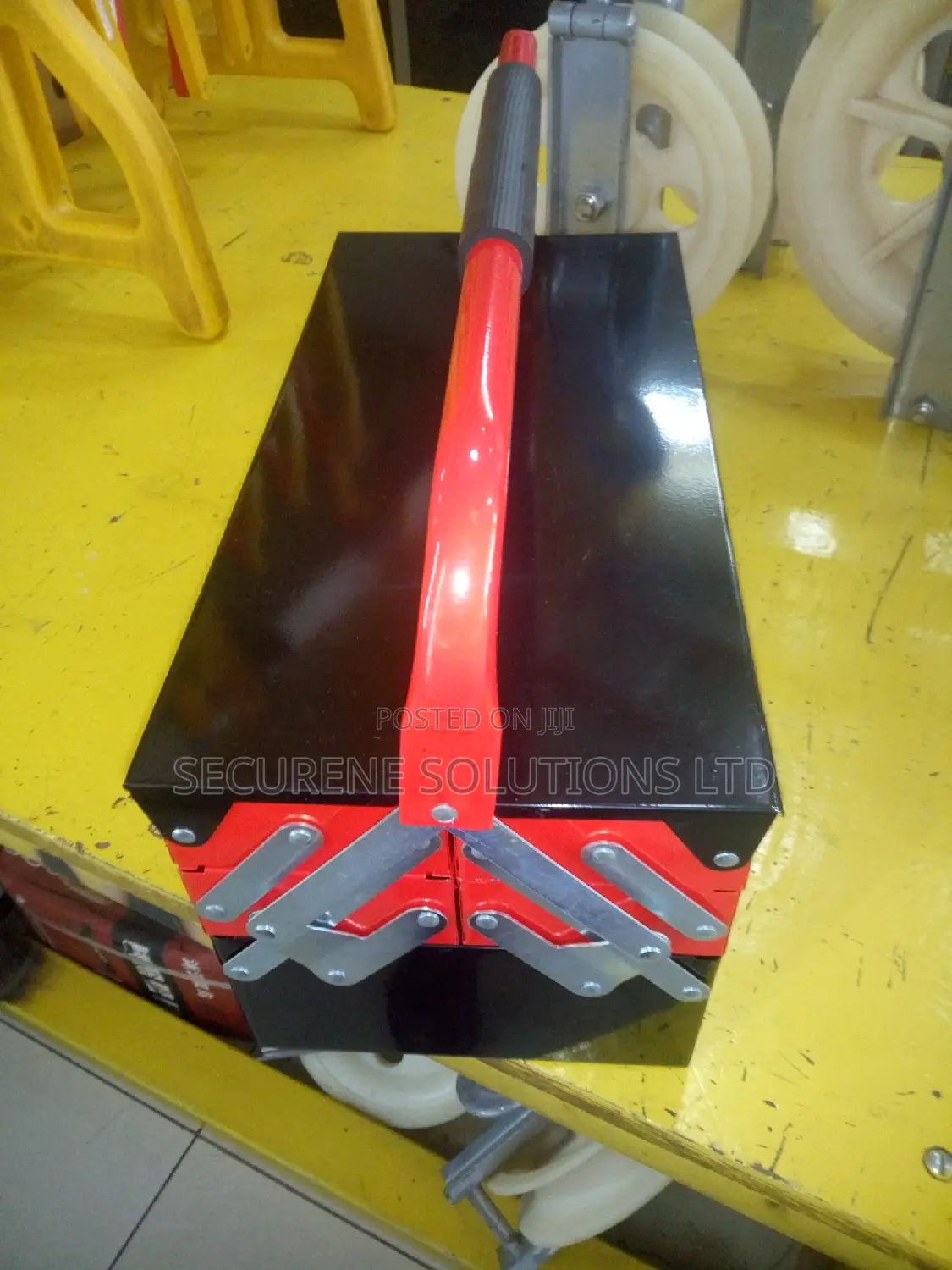 Mettalic Tool Box 21inches