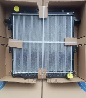 Toyota Landcruiser FJ79 Hzj79 Old Model Radiator.