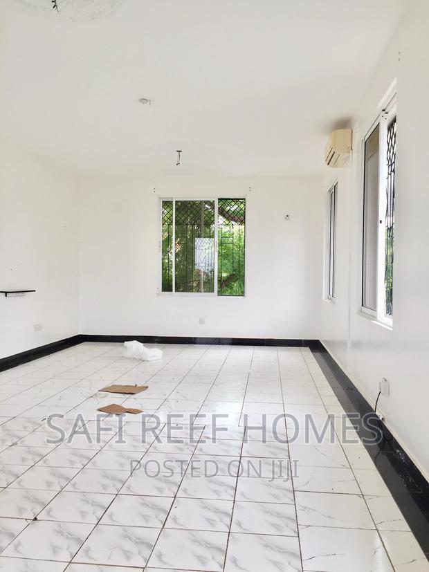 2bdrm Apartment in Nyali for Rent - main view