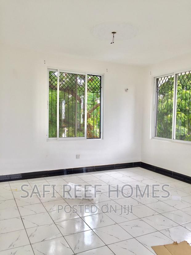 2bdrm Apartment in Nyali for Rent - thumbnail 5