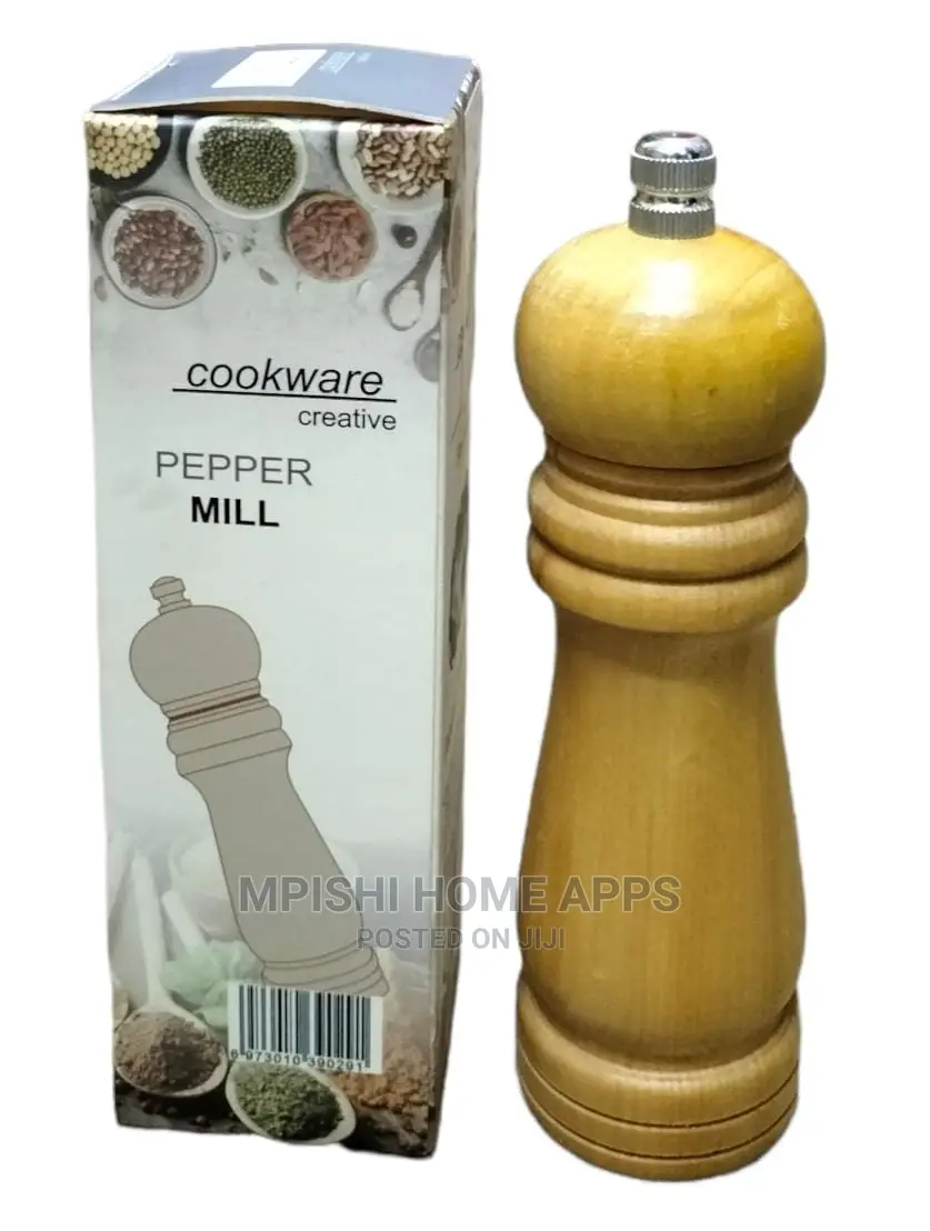 Wooden Papper Grinder