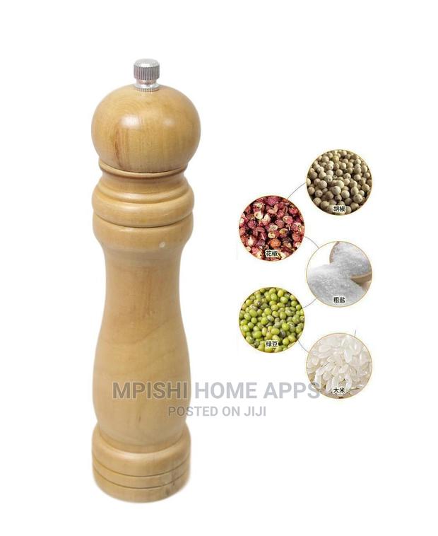 Wooden Papper Grinder - thumbnail 4