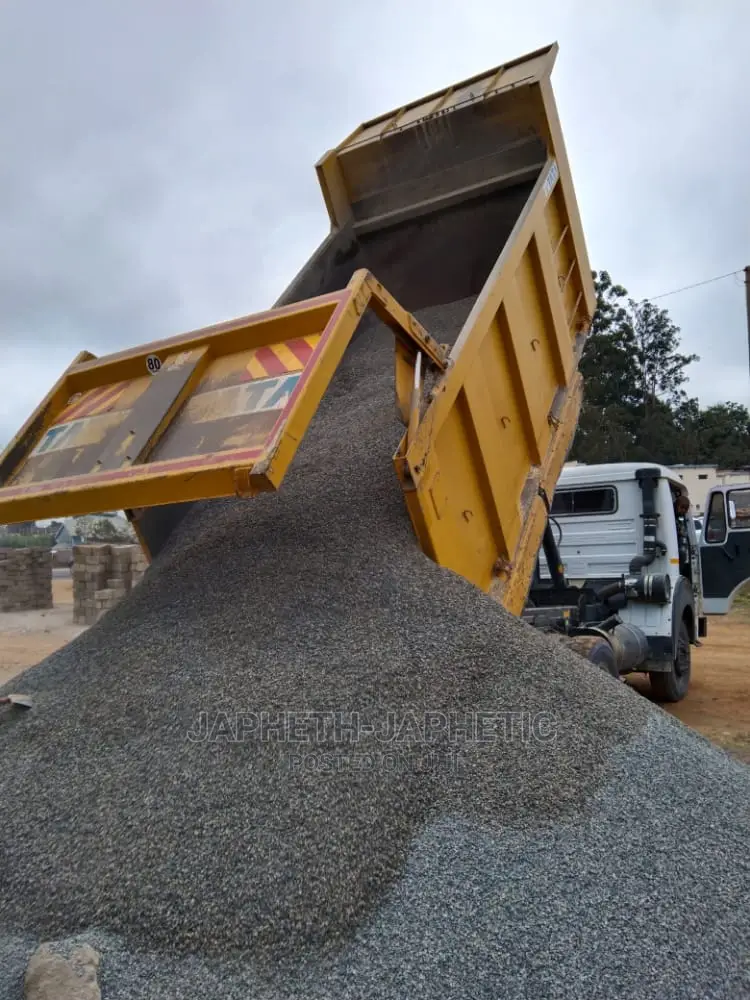 Chipping/Mchele For Cabro Installation Packing Lot