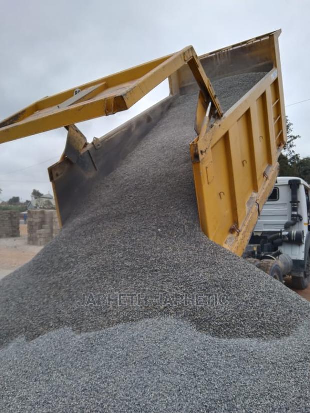 Chipping/Mchele For Cabro Installation Packing Lot - thumbnail 3