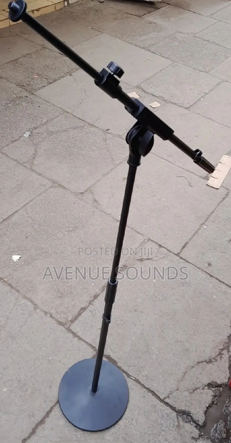 Roundbass Microphone Stand
