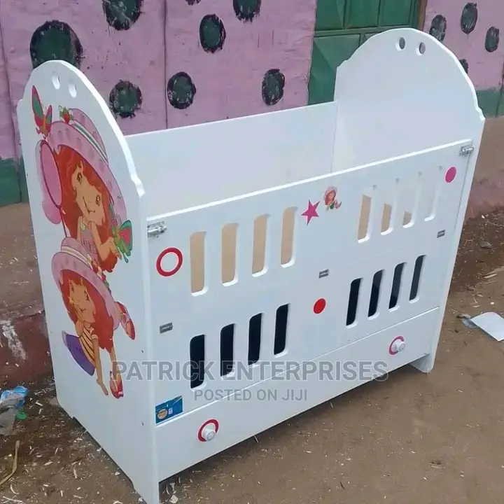 Morden Baby Cot 4 by 2 Fitts