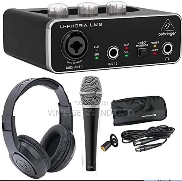 Behringer Uphoria Um2 Studio Podcast and Live-Streaming Set - main view