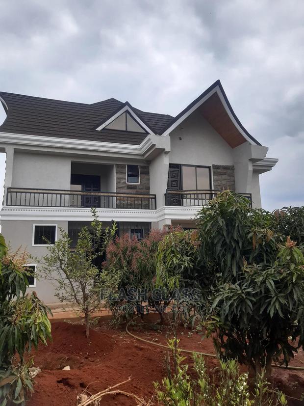 Custom Aluminium Sliding Windows - thumbnail 9