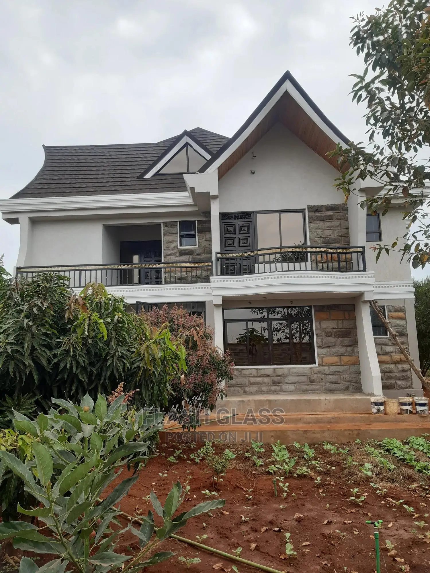 Custom Aluminium Sliding Windows