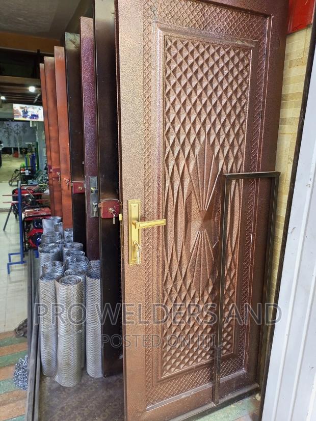 Powder Coated Flushdoors - thumbnail 2