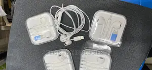iPhone 12 Earphones.