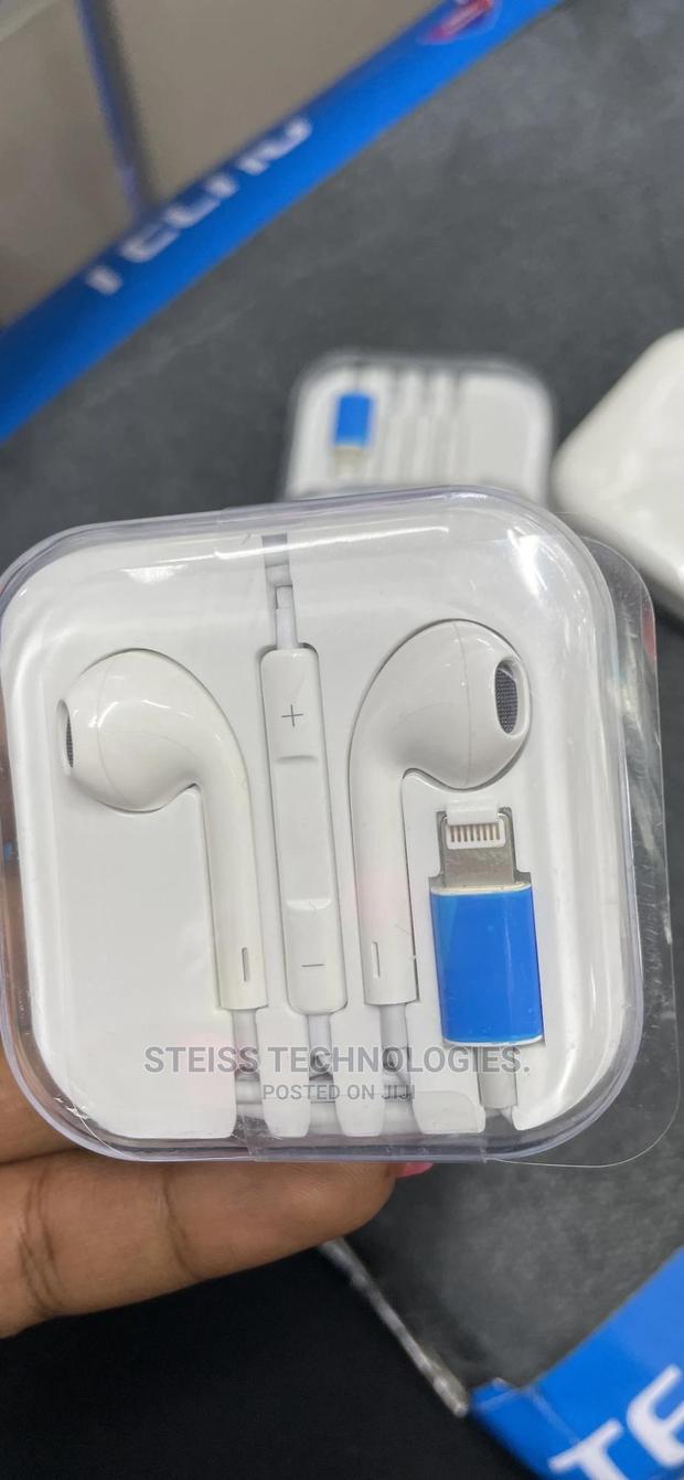 iPhone 12 Earphones. - thumbnail 2