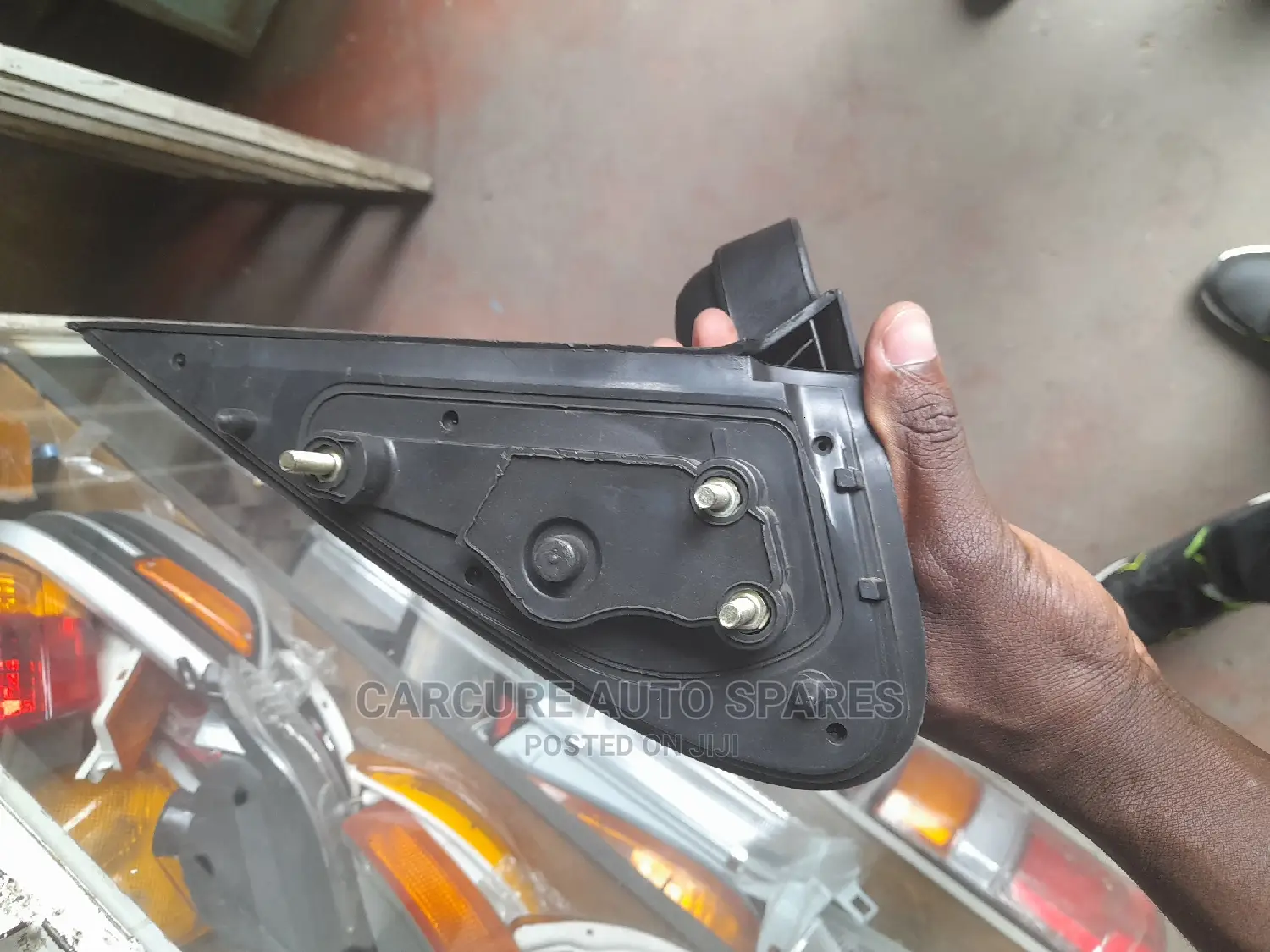 Hiace 7l 9l Side Mirror Arm Holder
