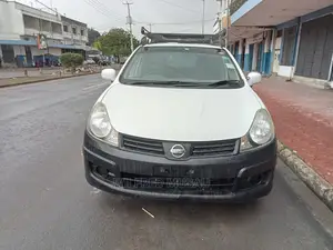 Nissan Advan 2014 White