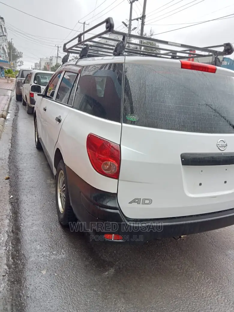 Nissan Advan 2014 White