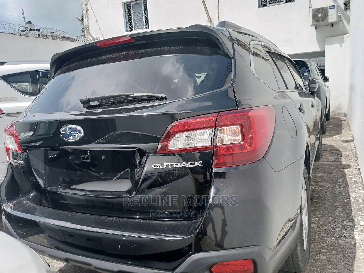Subaru Outback 2.5i AWD 2016 Matt Black