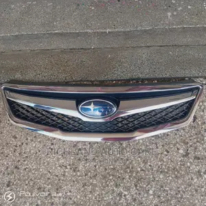 Grille Subaru Legacy Br9
