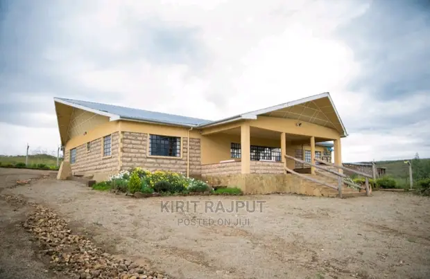 Furnished 4bdrm Bungalow in Holiday Home, Mirera for sale