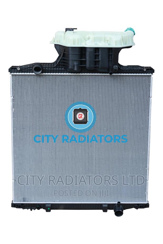 Radiator for MAN Truck. - thumbnail 2