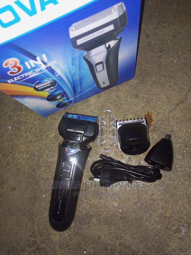 Electric Shaver Machine - main view