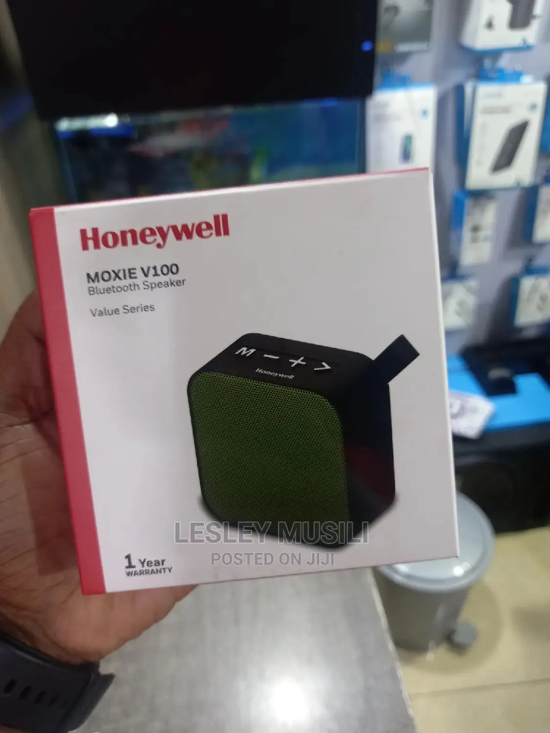 Honeywell V100 Bluetooth Speaker