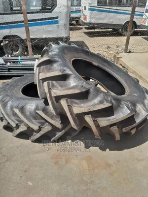 Tractor Tires Agriculture Sizes 18.4-30 16 Ply Rating.