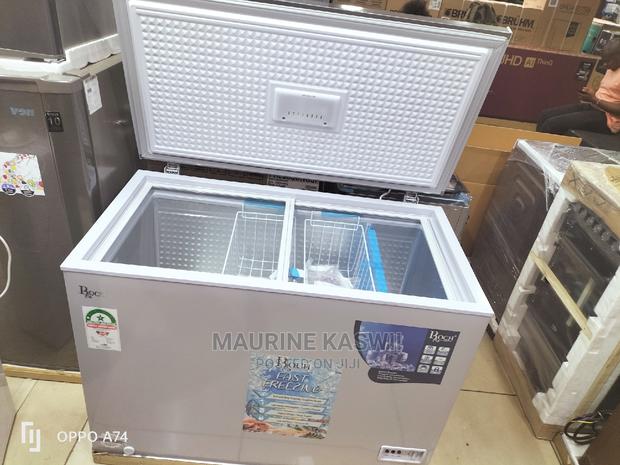 280lroch Chest Freezer Rcf-350-G Premium