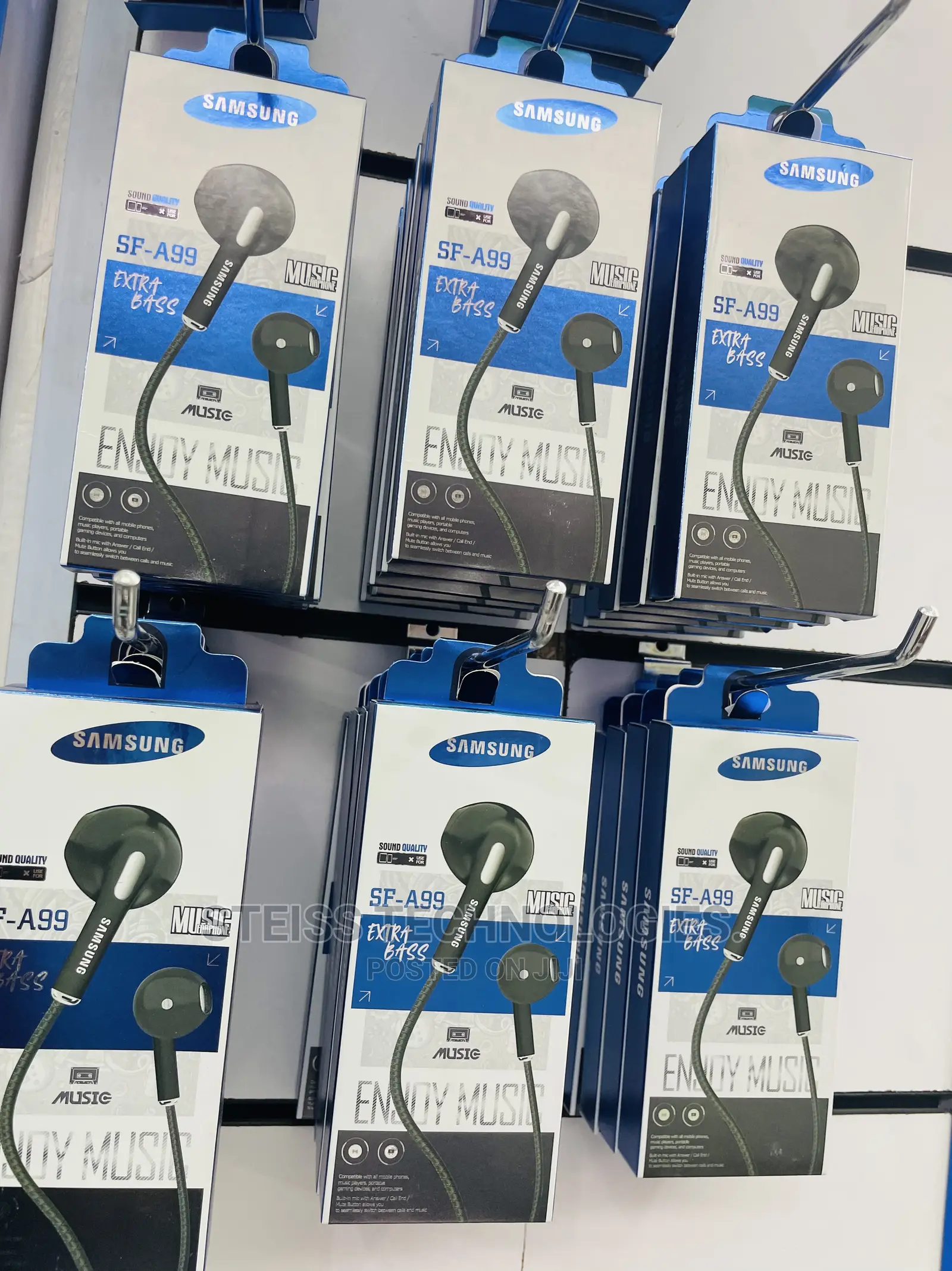 Samsung Extra Bass Earphones