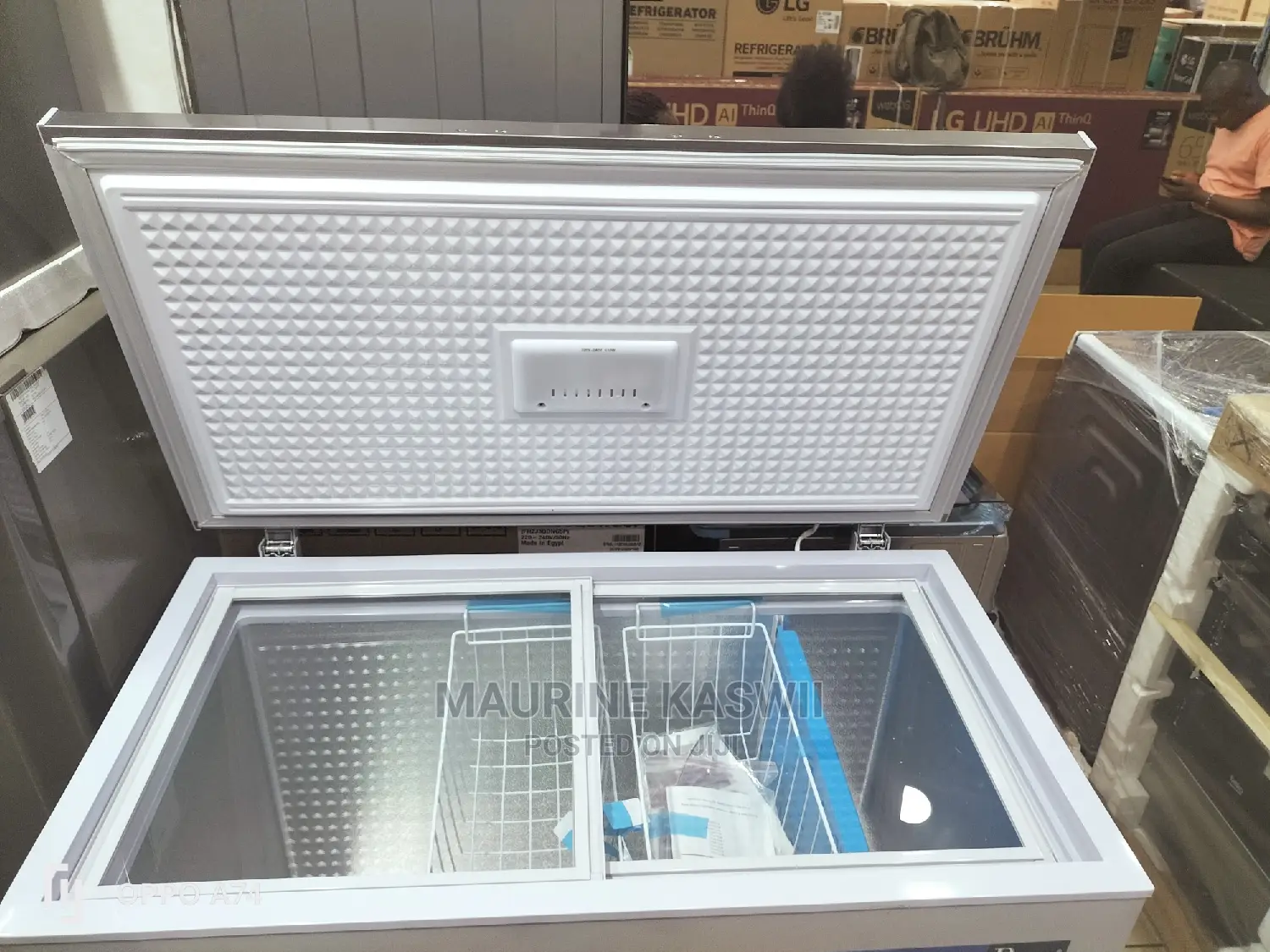 280 L Freezer