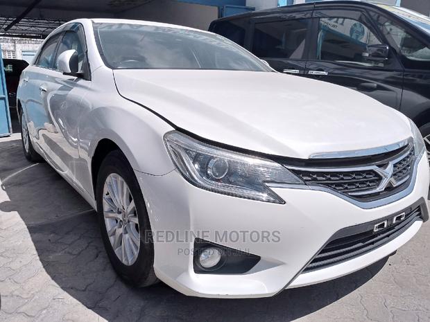 Toyota Mark X 2.5 AWD 2016 White