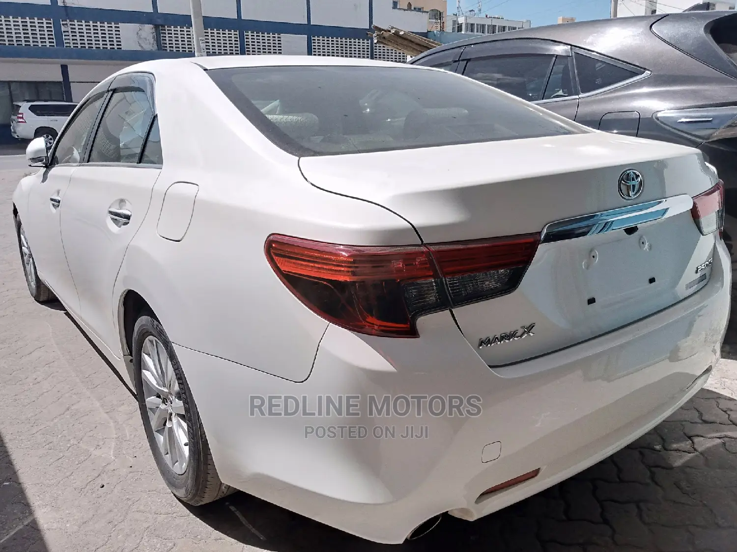 Toyota Mark X 2.5 AWD 2016 White