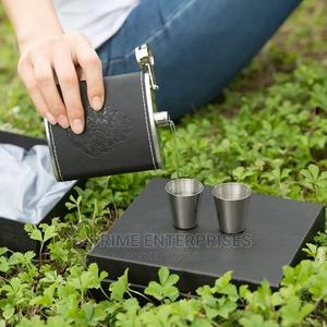 Hip Whisky Bottle - thumbnail 2