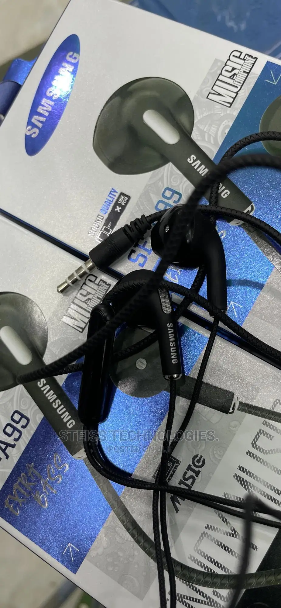 Samsung Extra Bass Earphones